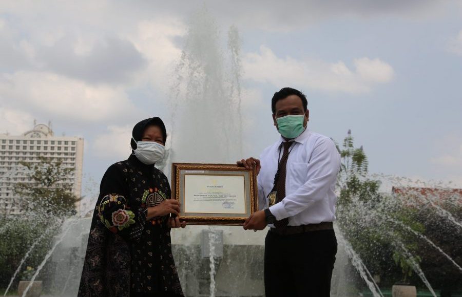 Kasat-Narkoba-AKBP-Memo-Ardian-bersama-Wali-Kota-Risma.